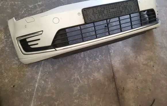 Volkswagen e-Golf Front bumper 5GE807221B
