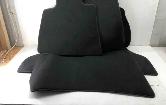 BMW X7 G07 Car floor mat set 7483448