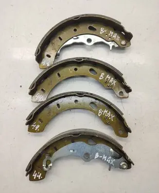 Ford B-MAX Brake pads (rear) 