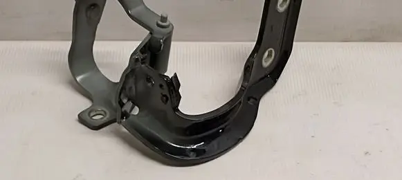 Audi Q5 SQ5 Tailgate/trunk/boot hinge 8R0827300A