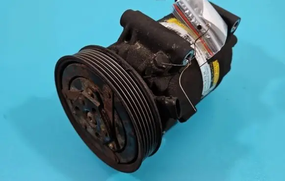 Renault Megane II Air conditioning (A/C) compressor (pump) 8200316164 IMPRK1365611