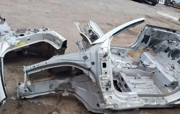 Volvo C70 Front quarter panel 31353558
