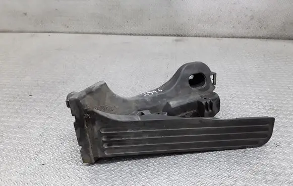 Volkswagen Touran I Accelerator throttle pedal 1T1721503H