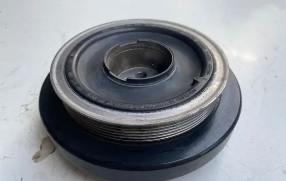 BMW 5 G30 G31 G38 Crankshaft gear 8571269