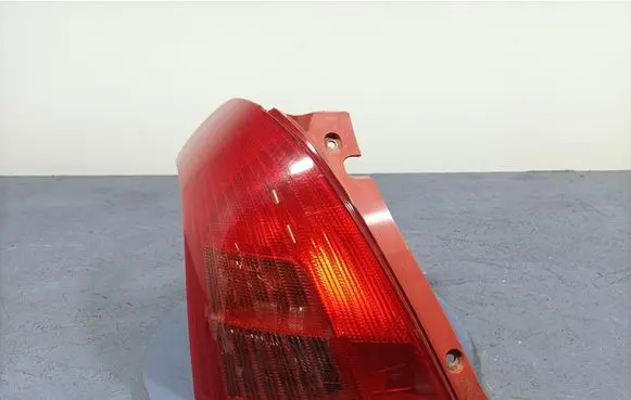 Suzuki Swift I Rear/tail lights P4476L