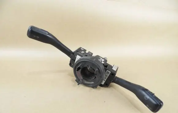 Audi A3 S3 8L Wiper turn signal indicator stalk/switch 202852ATW 8L0953513G
