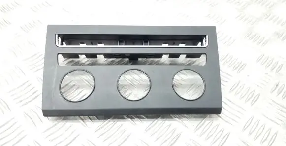Seat Leon (5F) Climate control/heater control trim 5F0858060B
