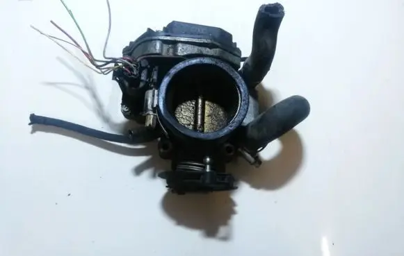 Audi A4 S4 B5 8D Throttle valve 058133063 408237210001
