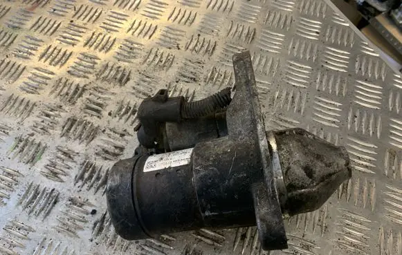 Nissan Qashqai Starter motor 23300EN20A