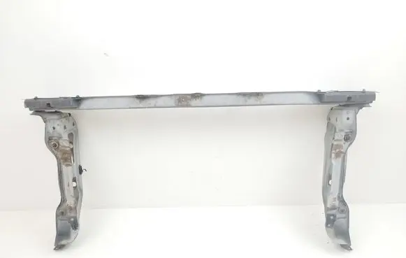 Toyota Yaris Radiator support slam panel