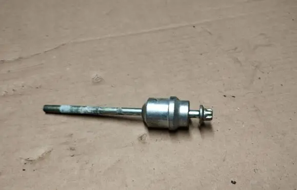 Honda CR-V Fuel Injector clamp holder