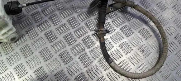 Honda Insight Gear shift cable linkage