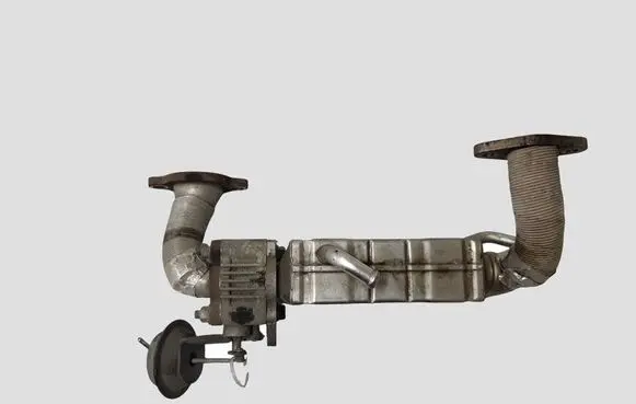 Mazda CX-7 EGR valve R2AX20304 05C10A000022