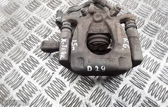 Nissan X-Trail T32 Rear brake caliper 440104ca0a