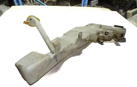 Nissan Pathfinder R51 Windshield washer fluid reservoir/tank 28910EB300