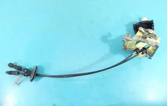 KIA Carens II Gear shift cable linkage 43700-2HXXX IMPRK1338004
