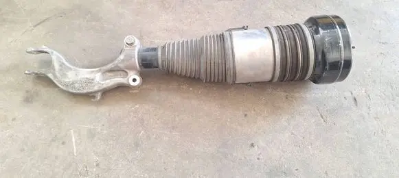 Front shock absorber/damper