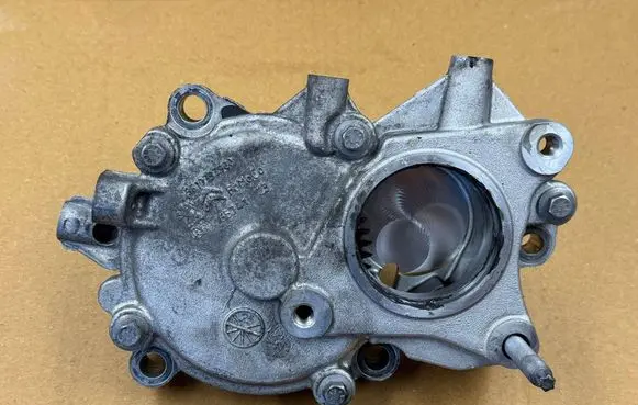 Peugeot Boxer Vacuum pump 9810737980