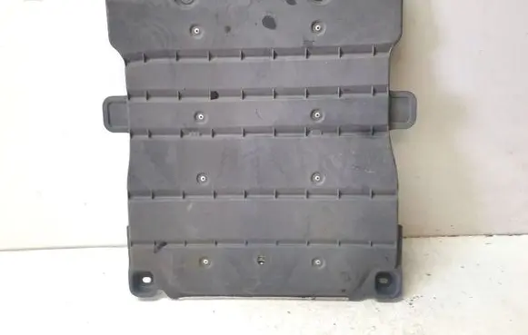Volkswagen PASSAT B8 Pickup box liner 5Q0825249