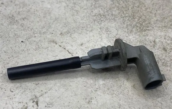BMW 3 E90 E91 Windshield washer fluid level sensor 7524812