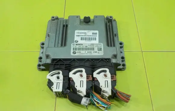 Mini Cooper Countryman R60 Engine control unit/module 764819001 18AB26