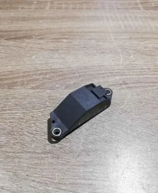 Mercedes-Benz E W211 Airbag deployment crash/impact sensor A0018209326