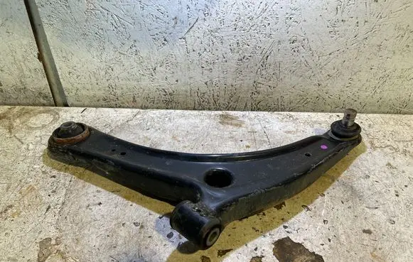 Front lower control arm/wishbone