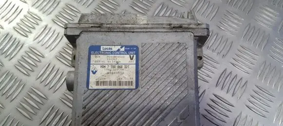 Volvo S40, V40 Engine control unit/module 7700868321 hom7700868321
