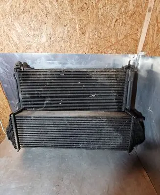 Jeep Grand Cherokee Radiator set S68360085857