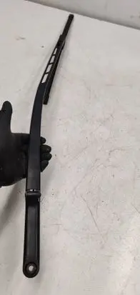 Audi A3 S3 8P Front wiper blade arm 8P1955408A