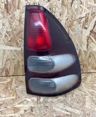 Toyota Land Cruiser (FJ75) Rear/tail lights
