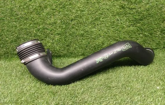 Volvo S60 Intercooler hose/pipe 31274655