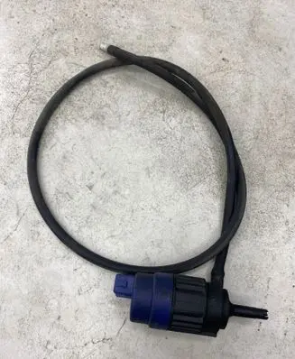 Nissan Pathfinder R51 Headlight washer pump 28920EB320