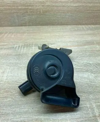 Volkswagen PASSAT B7 Horn signal 7N0951221A 3AA951182A