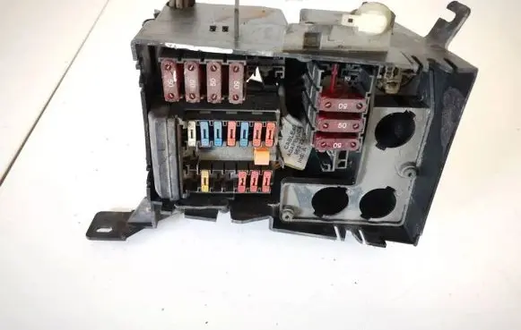 Peugeot 406 Fuse box set 9632239780