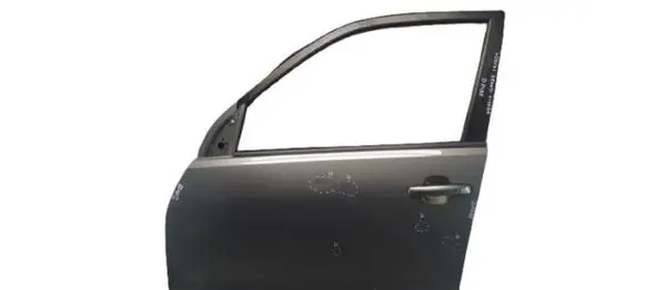 Suzuki Grand Vitara II Front door