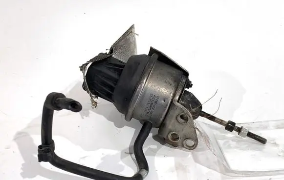 Volkswagen PASSAT B7 Turbo charger electric actuator 306033