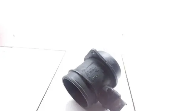 Volvo S70 V70 V70 XC Mass air flow meter 8670112 0280218108