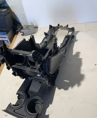 Land Rover Discovery 4 - LR4 Center console FJI500031