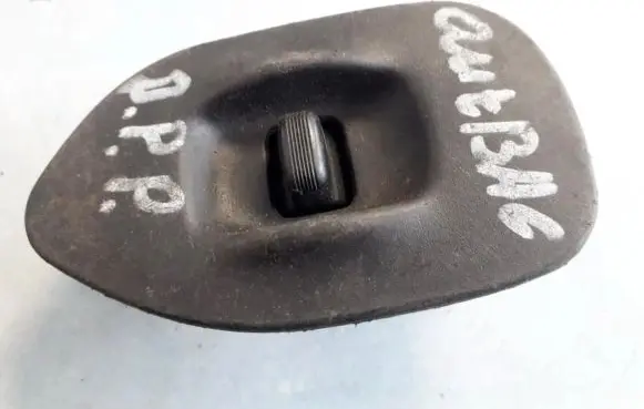 Subaru Outback Electric window control switch