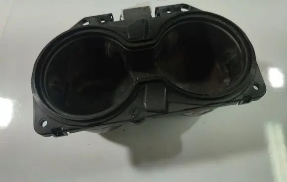 Fiat Freemont Cup holder 1TH28JXFAB