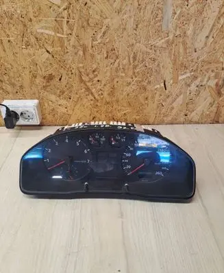 Audi A4 S4 B5 8D Speedometer (instrument cluster) 8D0919