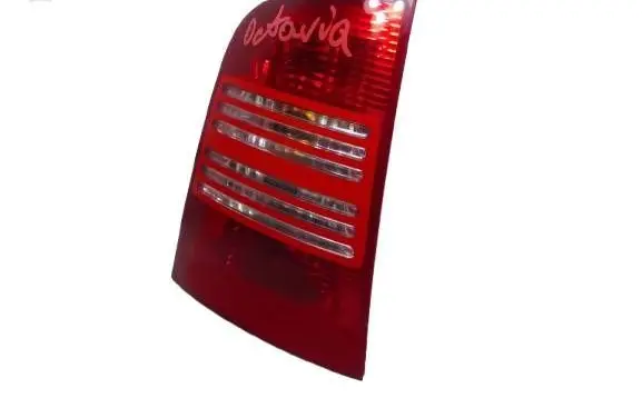 Skoda Octavia Mk1 (1U) Rear/tail lights 1U9945095-KASACJA 1U9945095 1U9945111