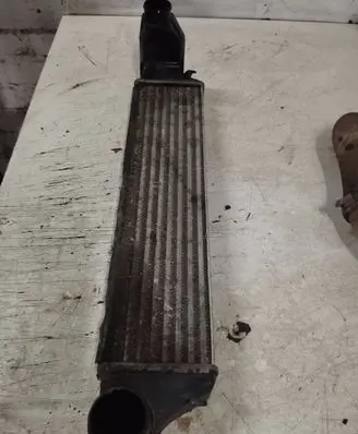 BMW 3 E46 Intercooler radiator 7701