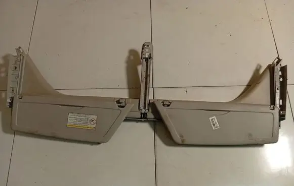 Citroen C4 Grand Picasso Sun visor 300020805