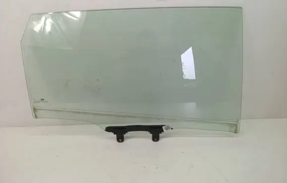 Hyundai Bayon Rear door window glass