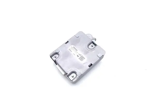 Toyota RAV 4 (XA50) Gateway control module 8657242040 1669000543