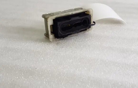Opel Vivaro Radiator mount bracket 9800613580