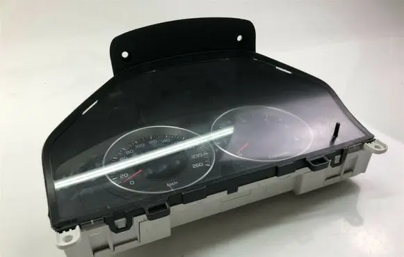 Volvo V50 Speedometer (instrument cluster) PPTD20 F2005