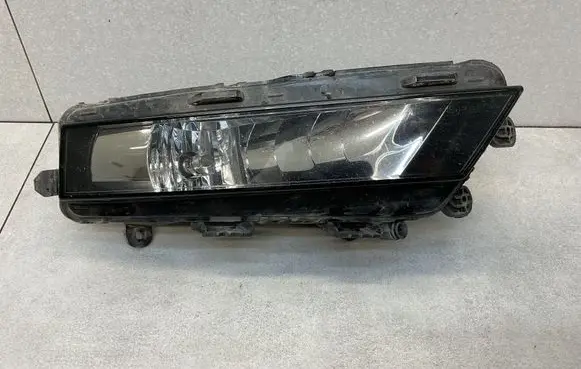 Skoda Octavia Mk3 (5E) Front fog light 5E0941700F